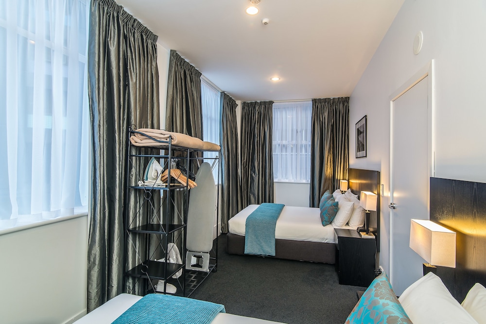 Gilmer Serviced Apartments 51/55