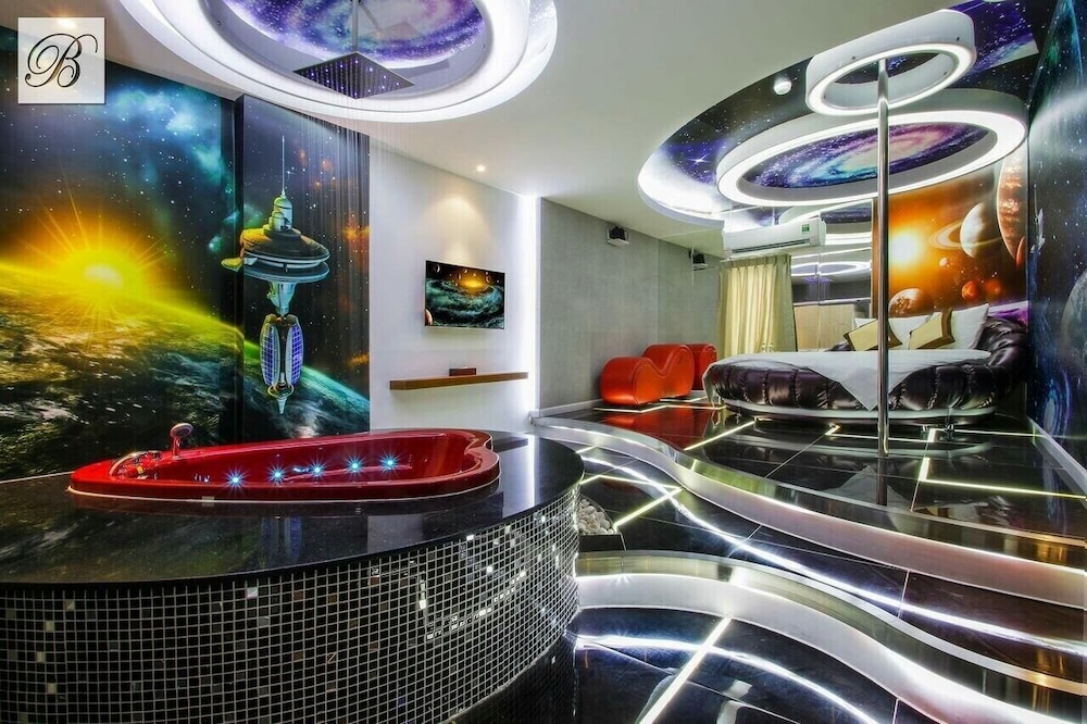 Collection O District 10 - Bonita Grand Hotel 49/50
