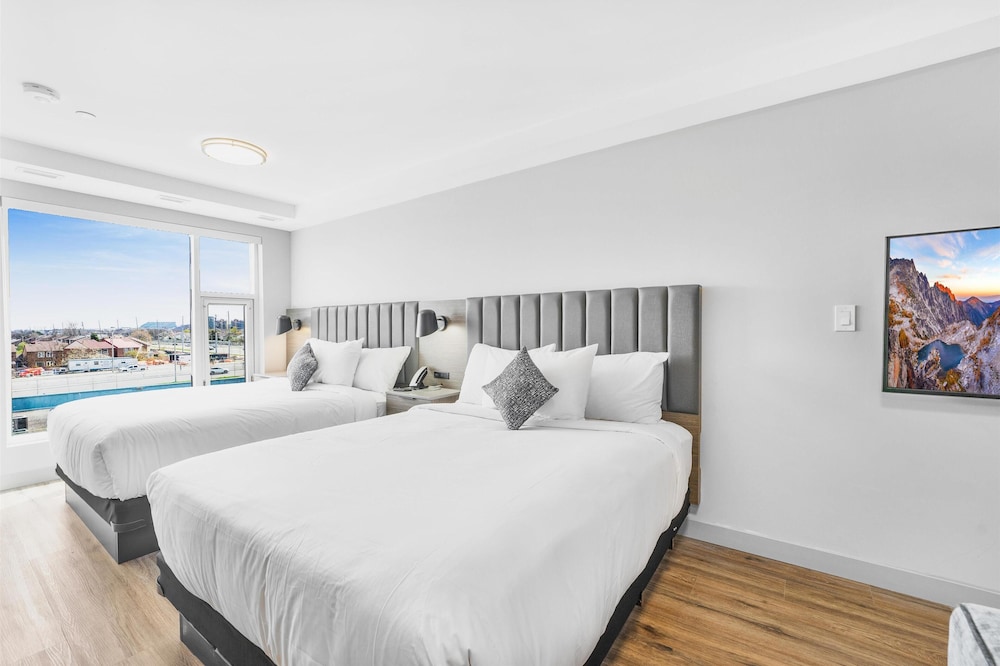 Skye Hotel & Residences, BW Signature Collection 20/30