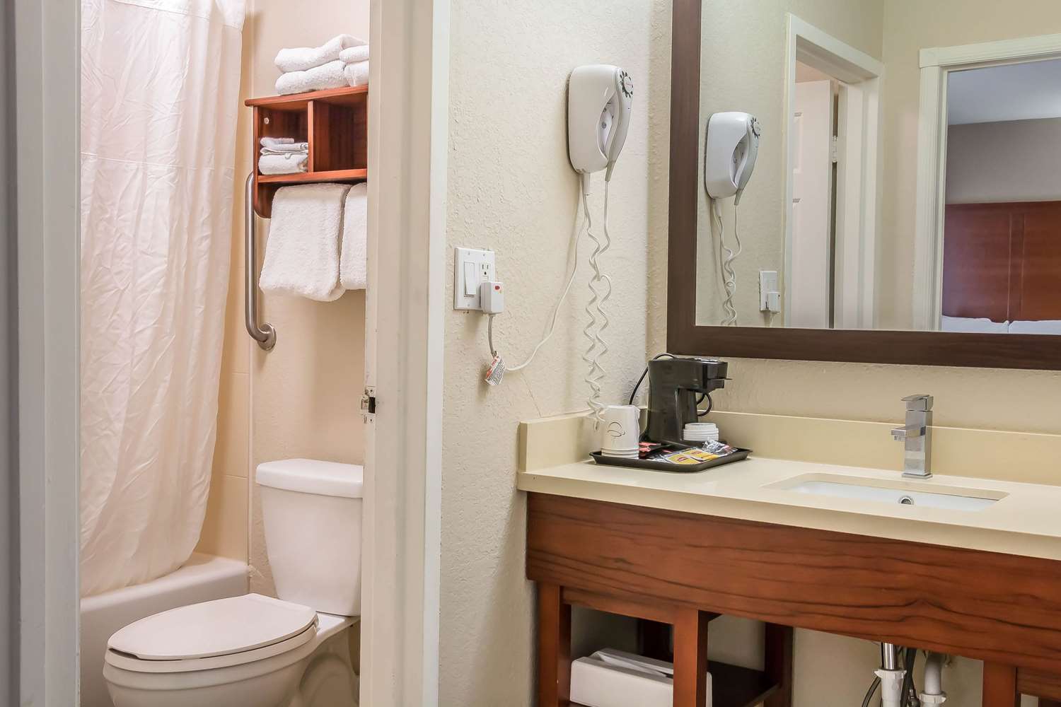 Comfort Inn Savannah Midtown 19/19