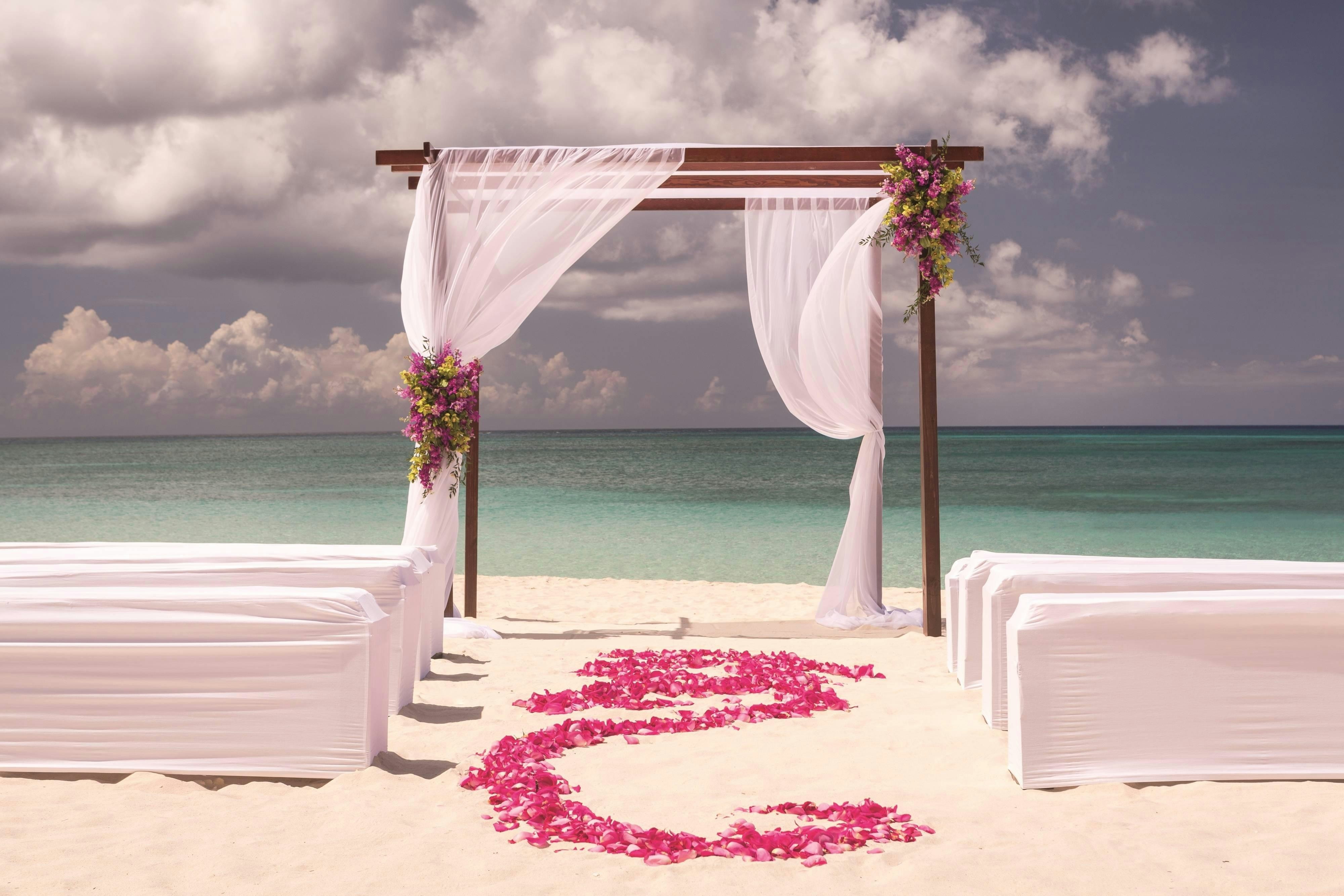 The Ritz Carlton Grand Cayman 22/26