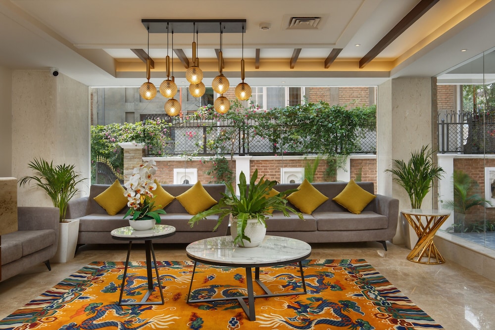 Hotel Thrive, A Tropical Courtyard 44/66