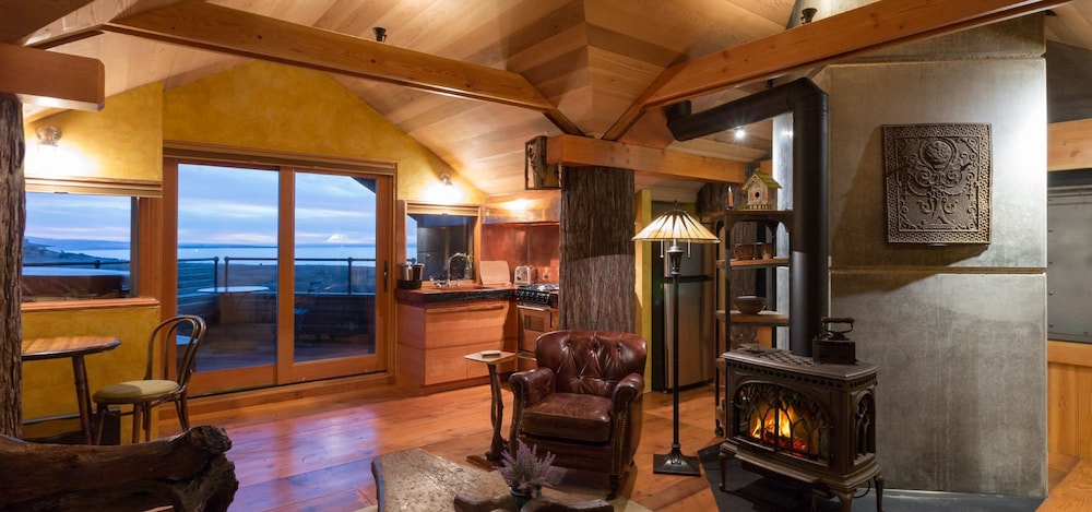 The Inn at Newport Ranch 42/67