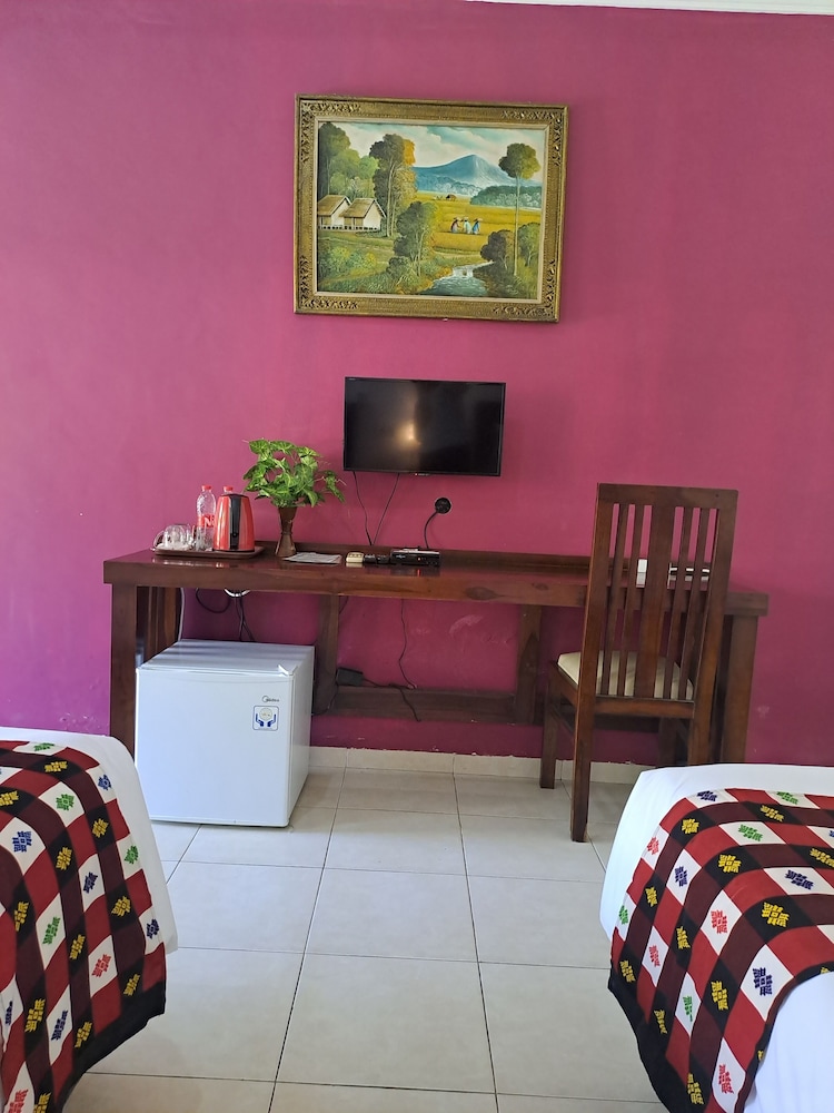 Lovina Beach Hotel 17/65