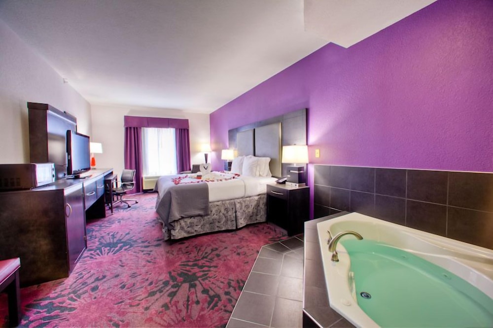 Holiday Inn Express Hotel Suites Columbus Polaris Parkway 35/77