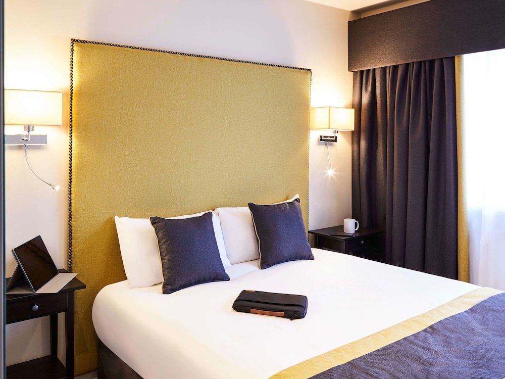 Mercure Newbury West Grange Hotel 25/72