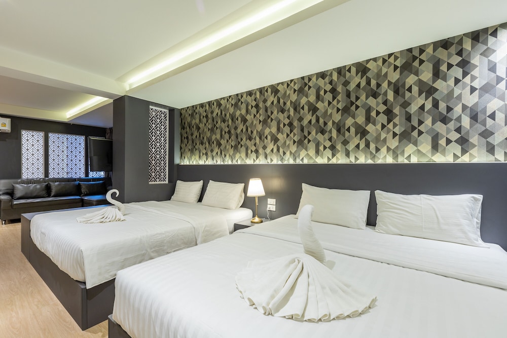 Siam Star Hotel 13/49