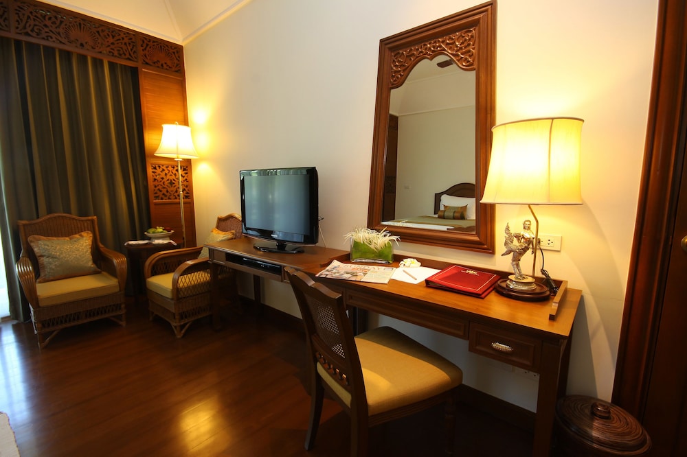 Dheva Mantra Resort 41/72