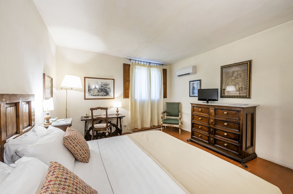 Relais Vignale 19/77
