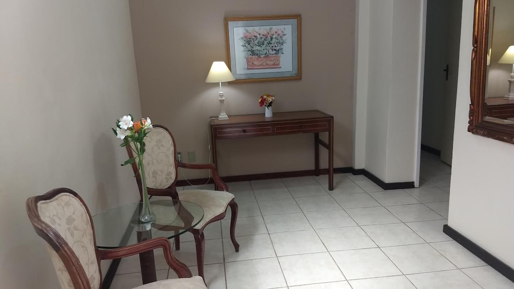 Castel Plaza Hotel 4/61