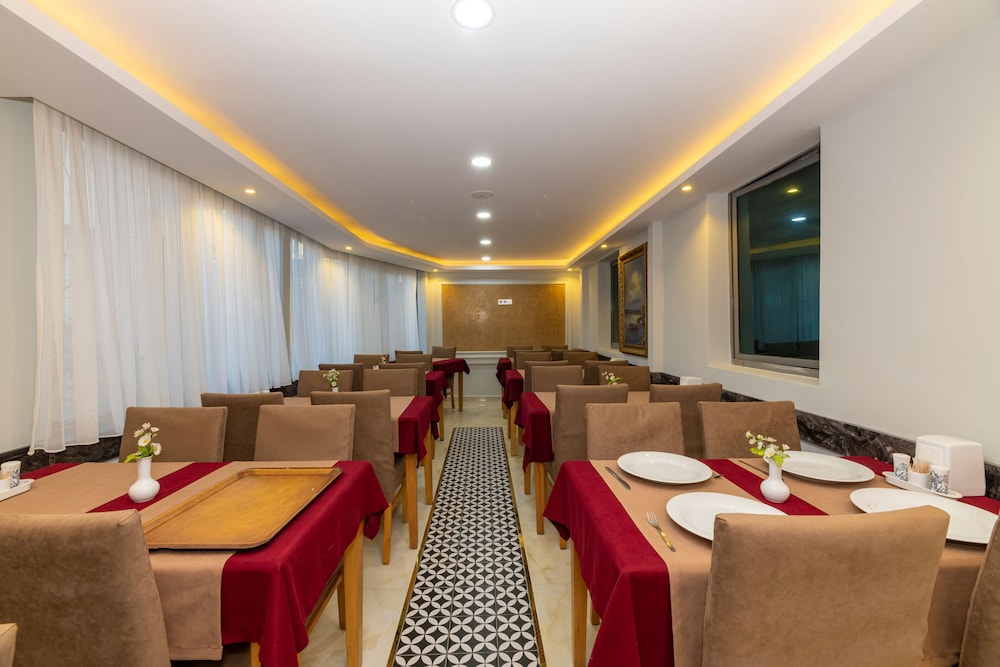 Yesilpark Hotel 48/65