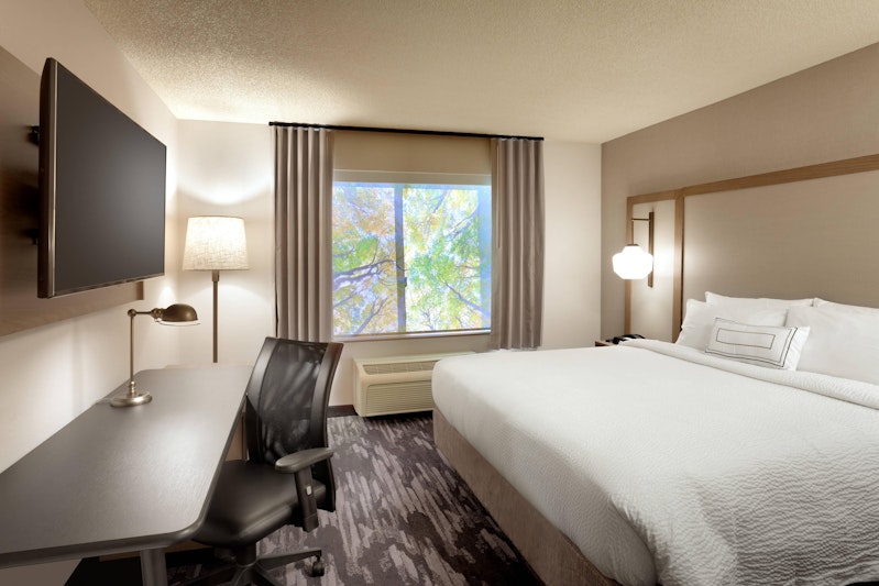 Fairfield Inn And Suites By Marriott Roswell 3/17