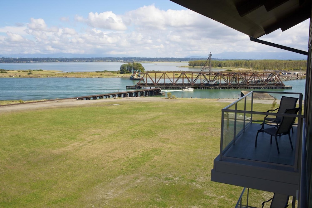 Swinomish Casino & Lodge 64/67