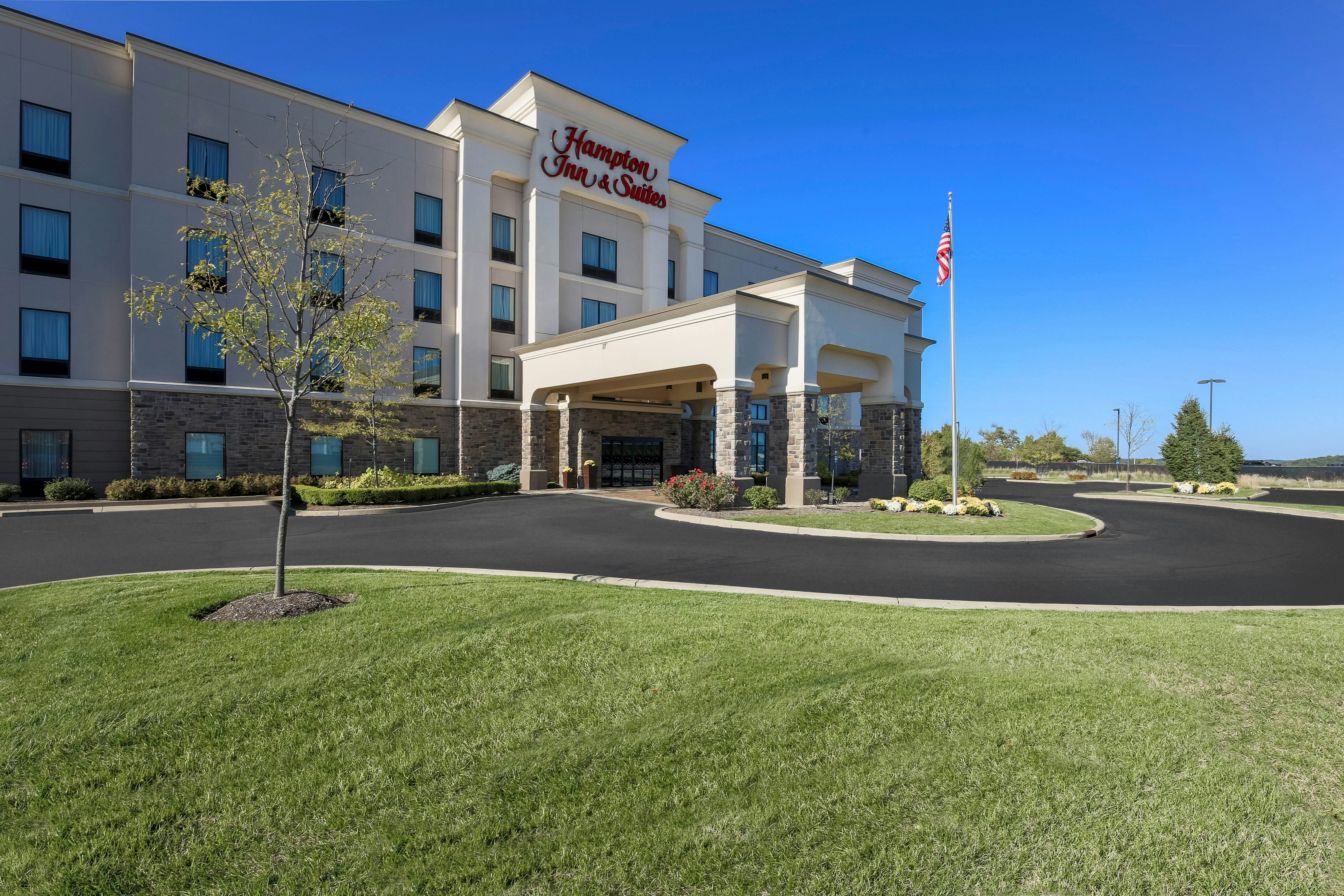 Hampton Inn Suites Wheeling the Highland 44/46