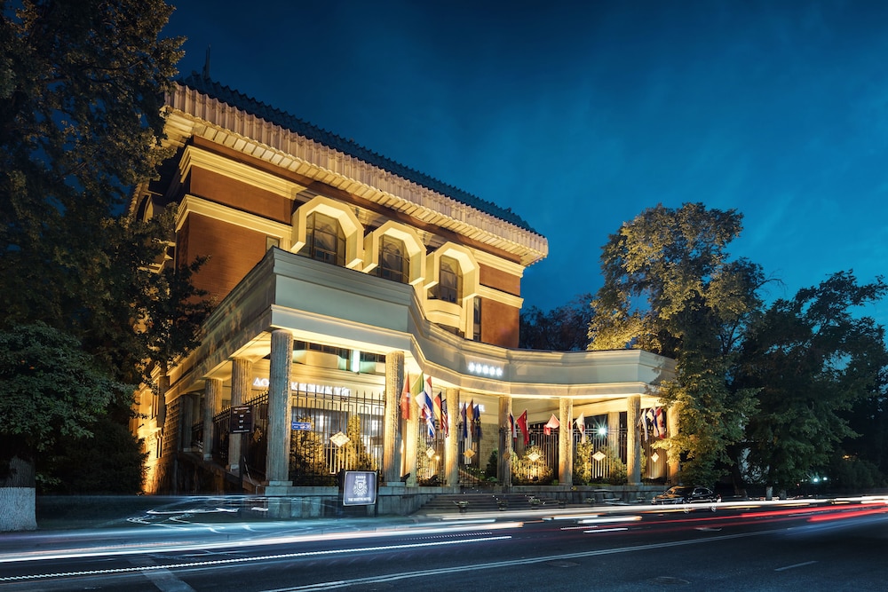 Dostyk Hotel in ALMATY