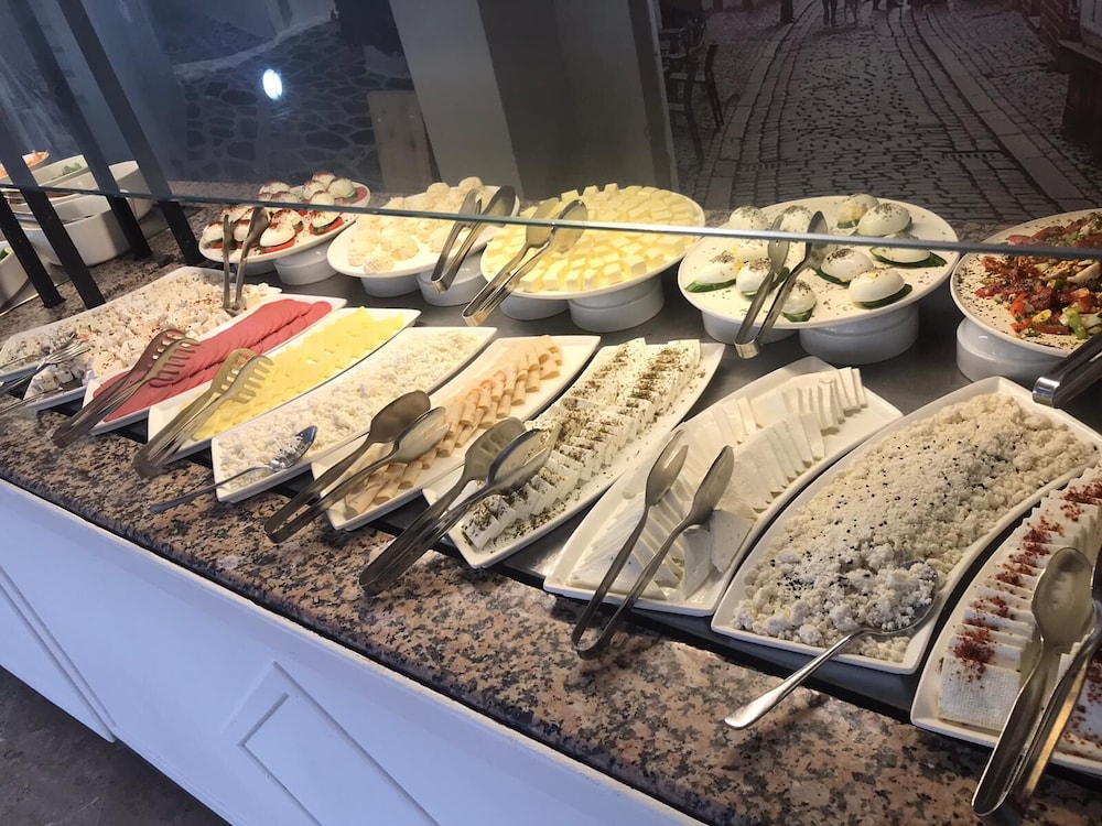 Tal Beach Hotel 18/31