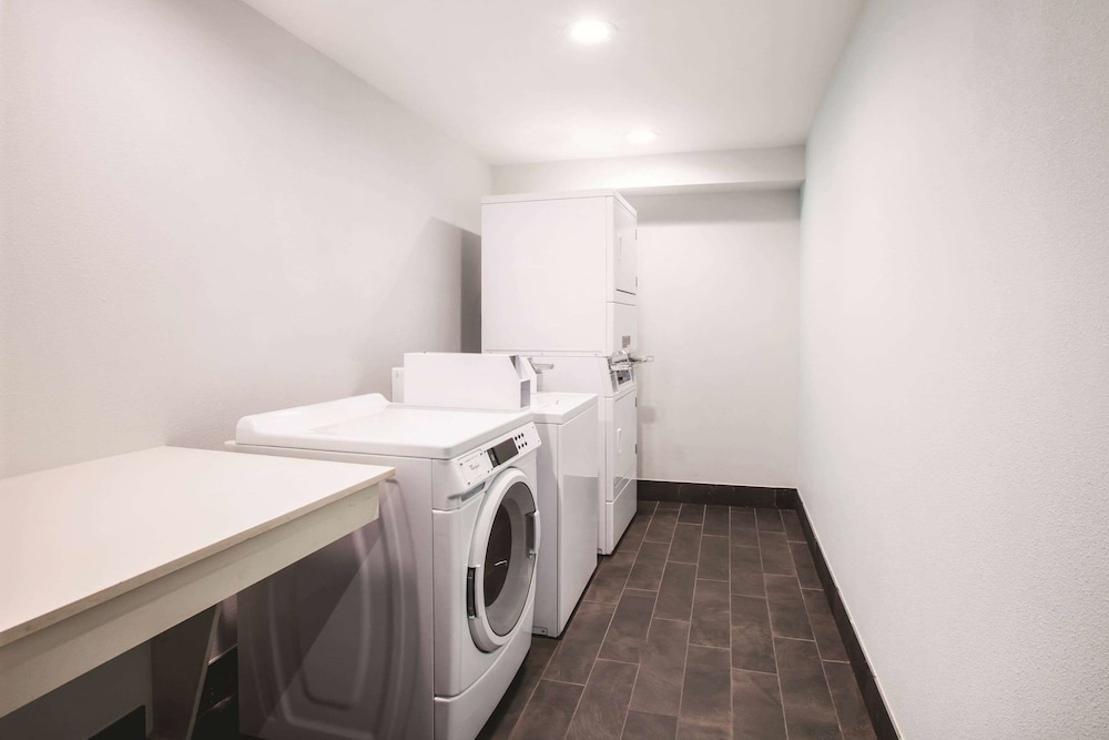 Holiday Inn Express - Dallas Downtown, an IHG Hotel 28/73