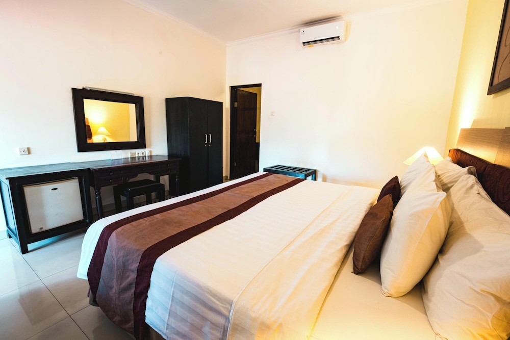 Sarinande Hotel 16/70