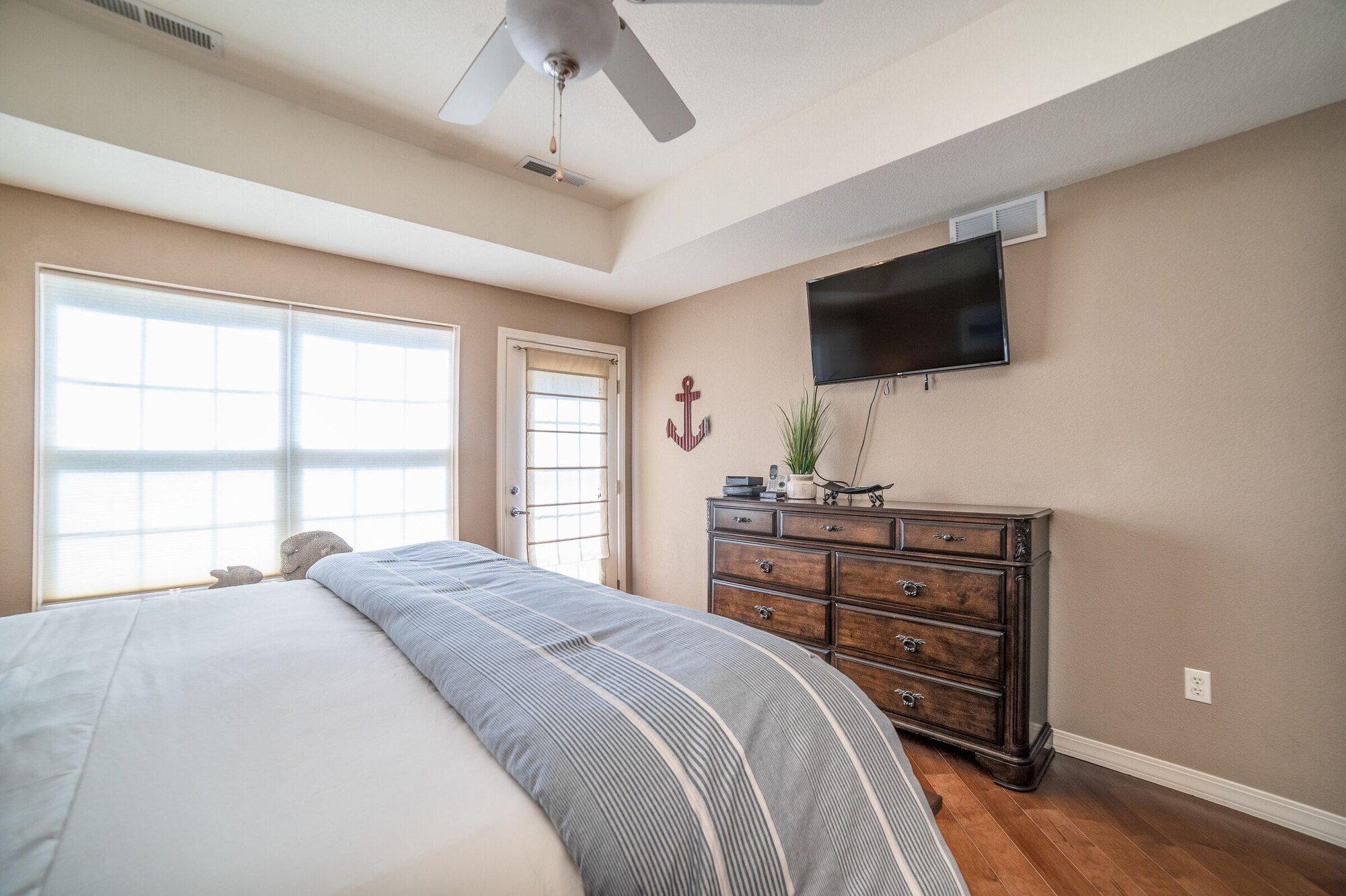 3 BEDROOMS, EXCLUSIVE, TOWN HOUSE, RESORT VIEW, JETTED TUB