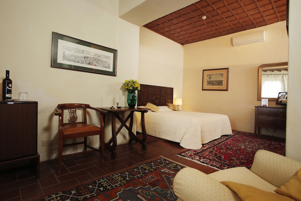 Relais Vignale 33/77