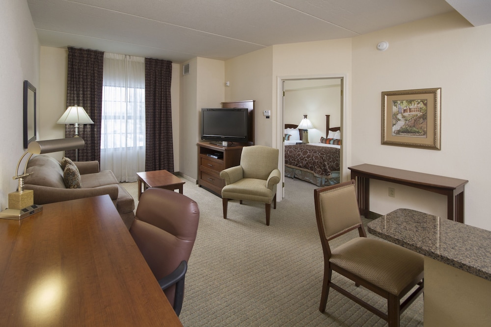 Staybridge Suites Buffalo 51/76