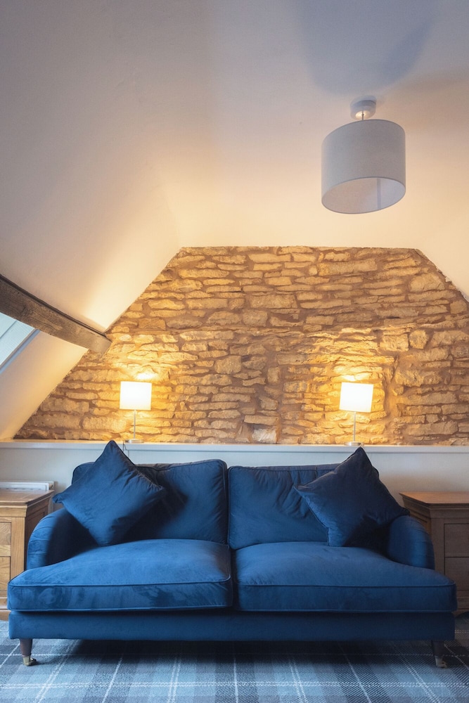 The Lamb Inn Great Rissington 27/47