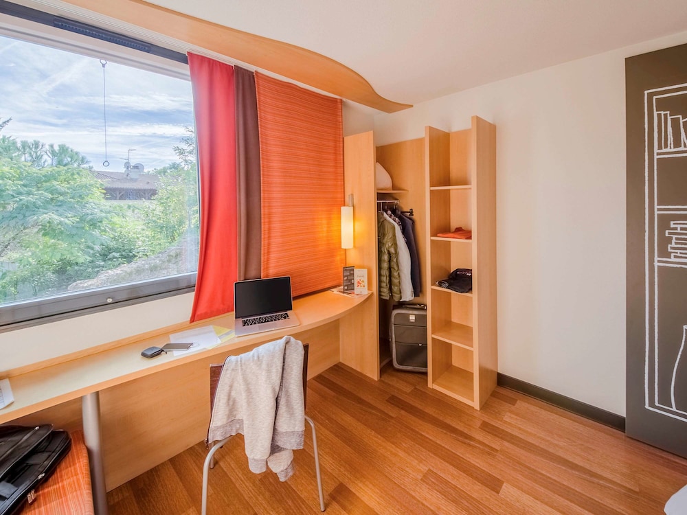 Ibis Sarlat 38/74