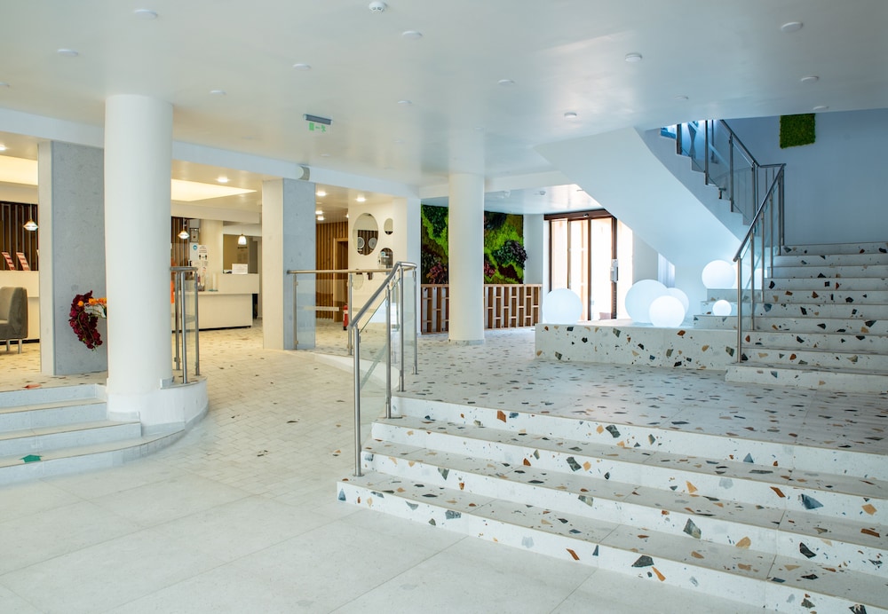 Grand Hotel Sunny Beach 33/41