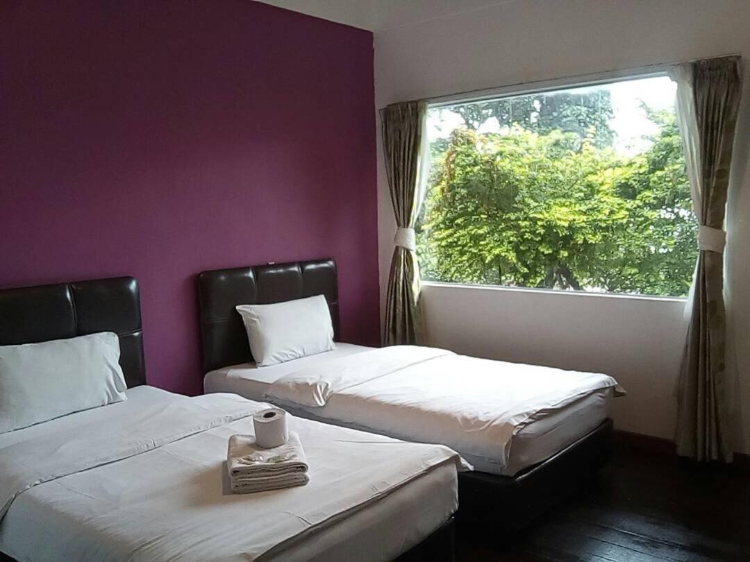 3 Bedrooms, Suite, Villa