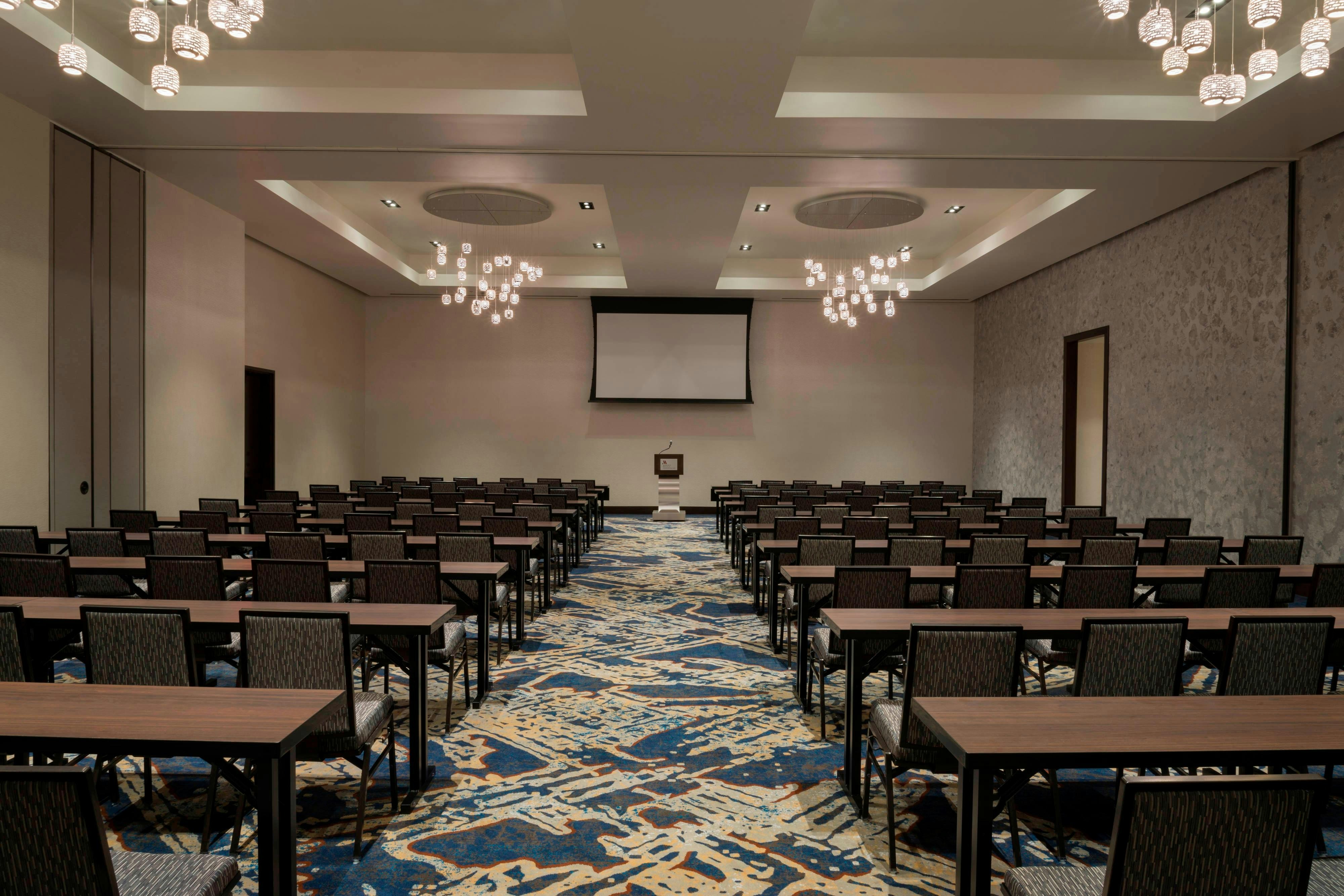 Buffalo Marriott at LECOM HARBORCENTER 18/27