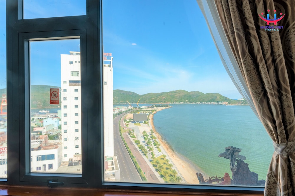Huong Viet Hotel 96/99