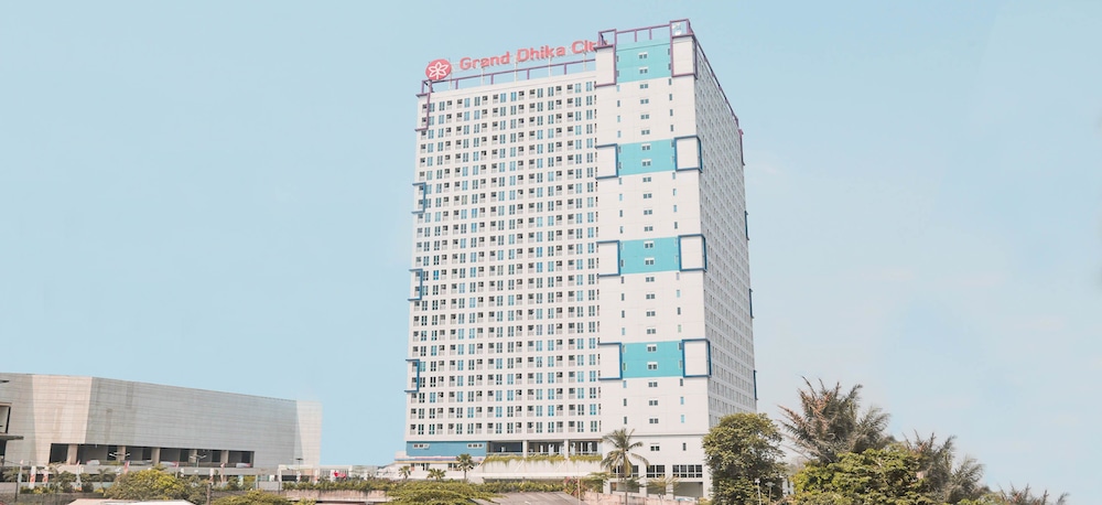OYO Flagship 755 Appartel Grand Dhika City 2/39