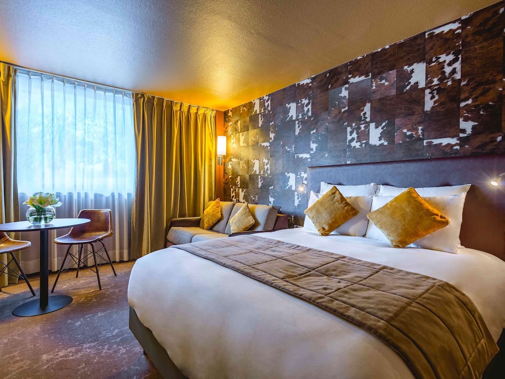 Big Sky Hotel 14/62