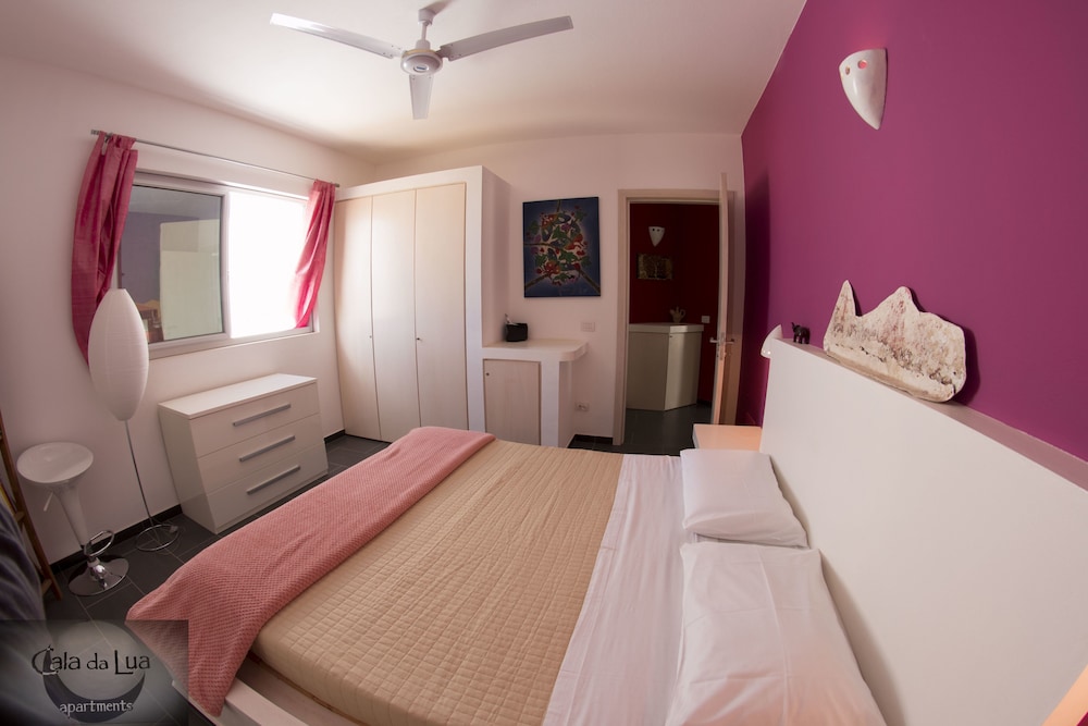 2 Bedrooms, Deluxe, Penthouse, 2 Queen Beds, 2 Bathrooms, Sofa