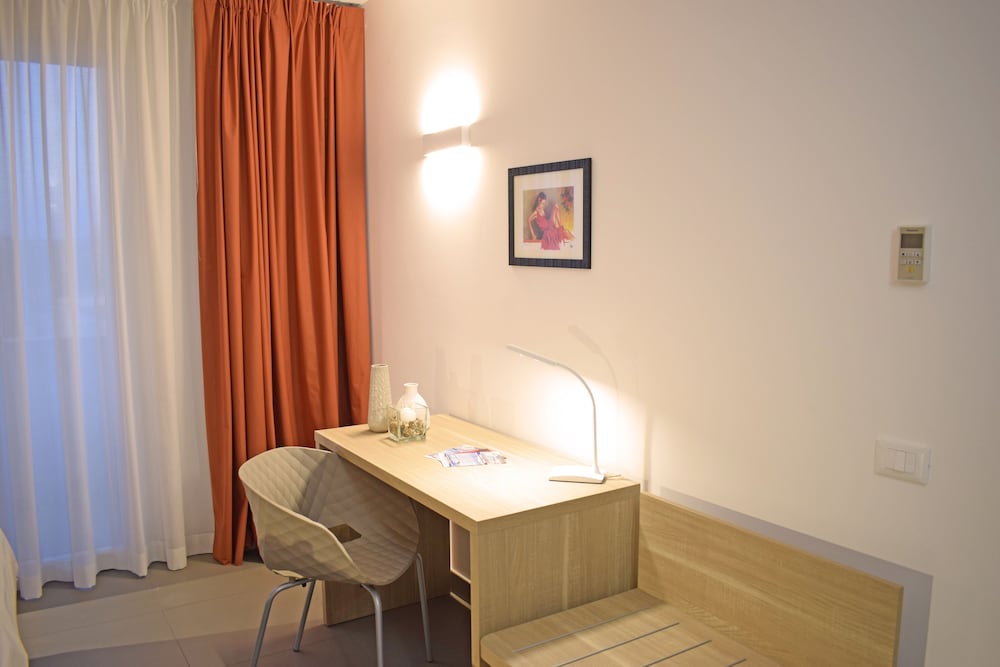 Travini Hotel Residence 49/50
