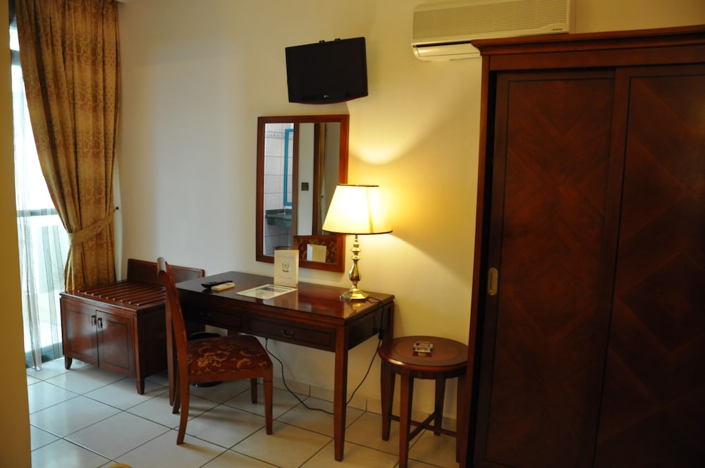 Hotel Prince de Galles 24/26
