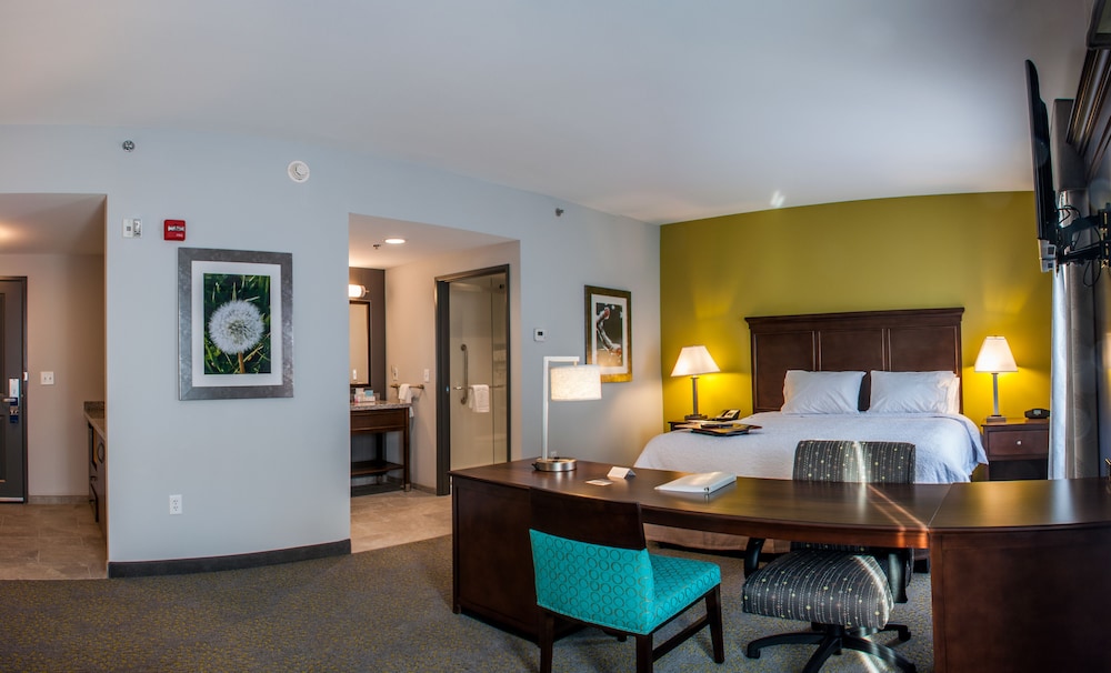 Hampton Inn Suites Mishawaka S Bend At Heritage Square In 20/61