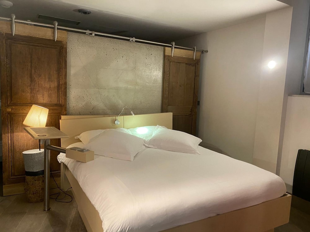 Hotel Le Dormeur Du Val 31/65