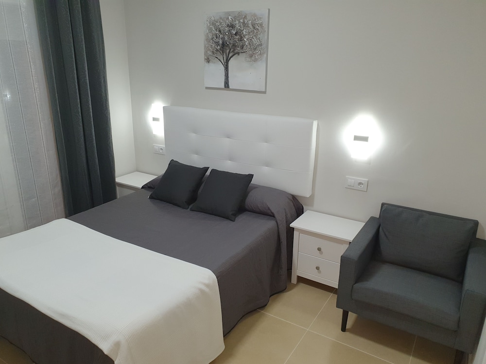 Hostal Malaga 3/50