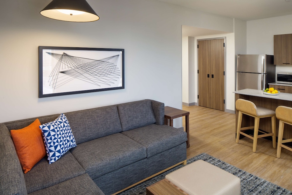Hyatt Place Boise/Meridian 6/24