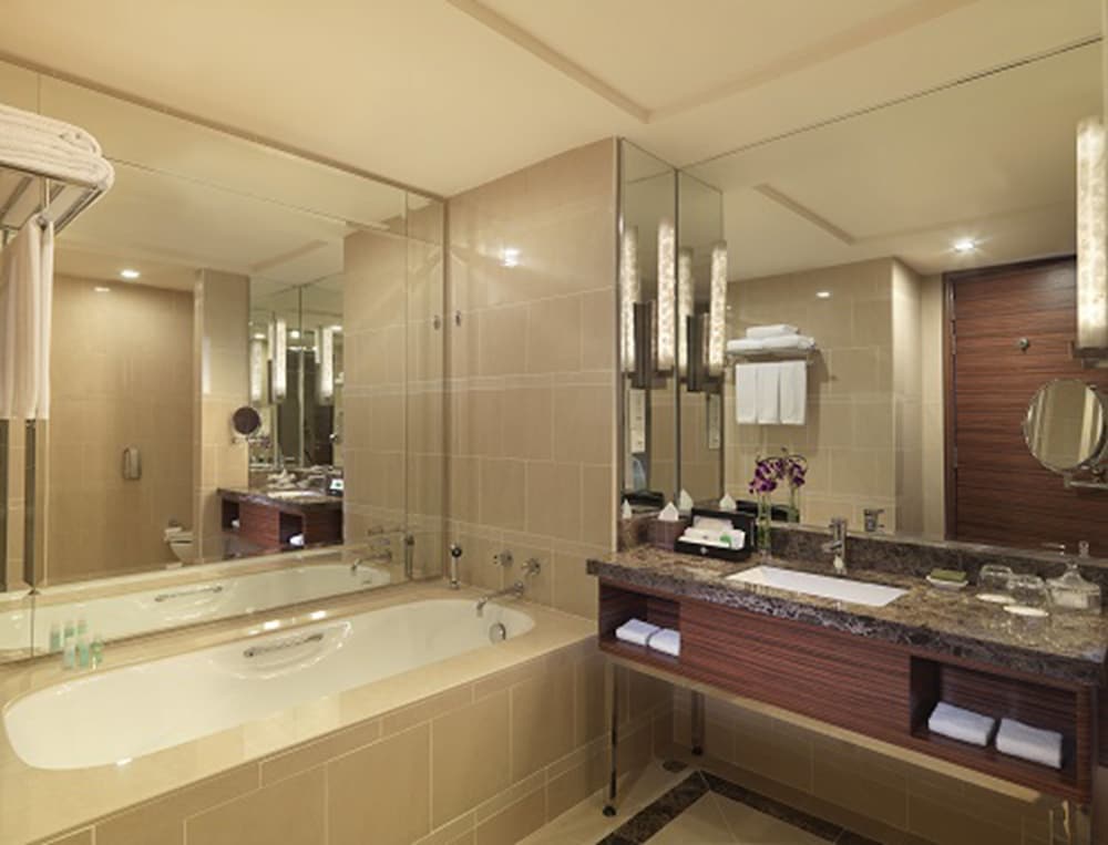 One World Hotel 17/55