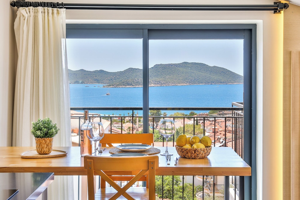 Sole Suites 35/49