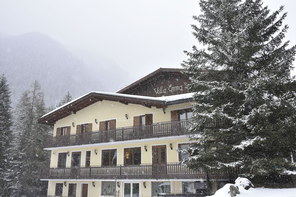 Villa Emma 4/69