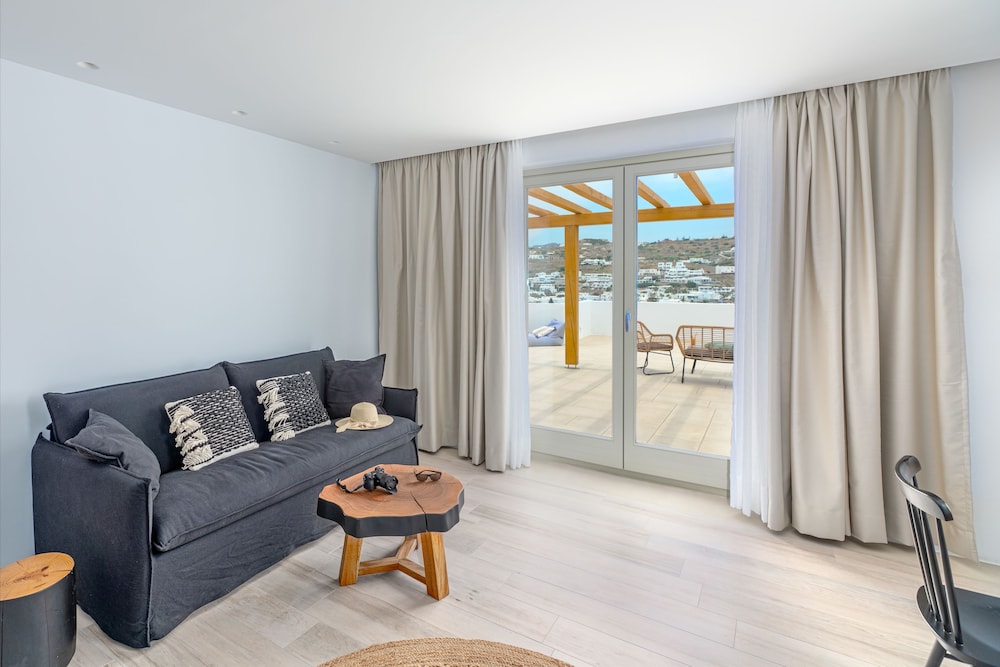 Mykonos Cactus 27/50
