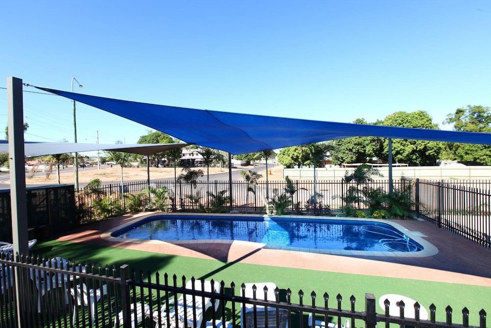 LEICHHARDT ACCOMMODATION 35/45