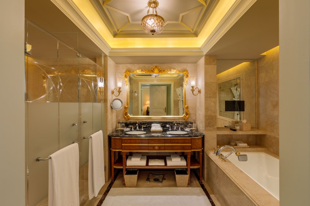 The Leela Palace New Delhi 74/74