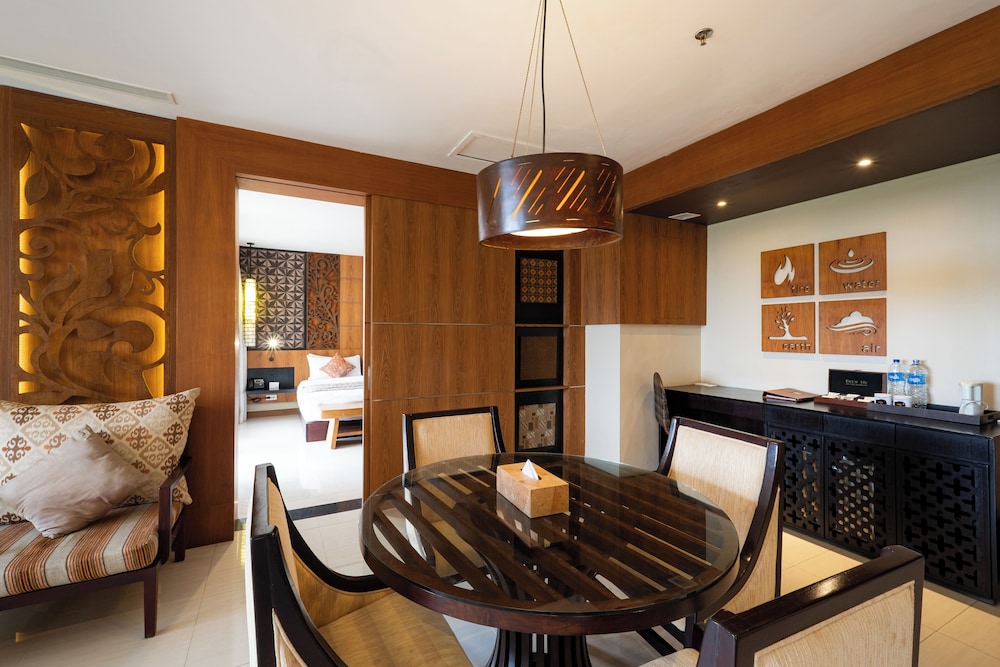 Vouk Hotel And Suites 50/71