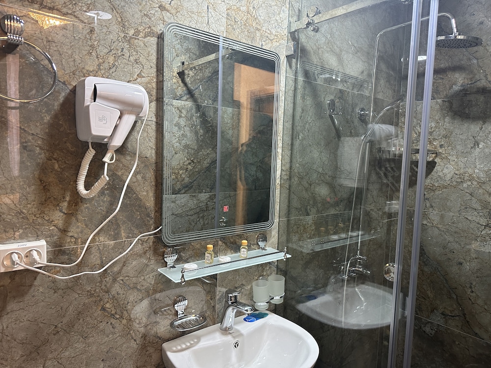Rayyan Hotel Samarkand 49/50