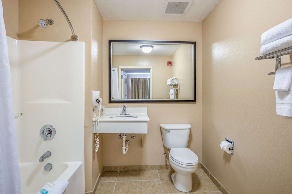 MainStay Suites Port Saint Joe South 50/50