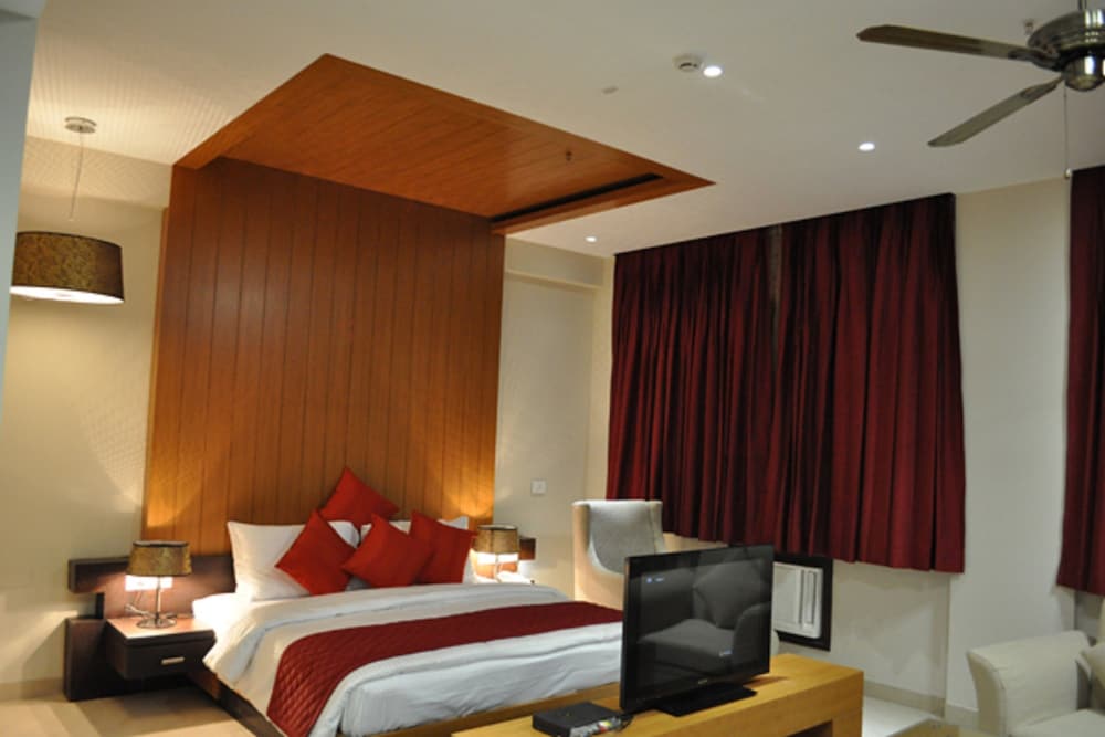 Hotel The Amaris 10/50